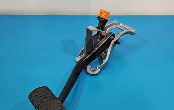 Jaguar F-Pace Pedal assembly HK832450AD IMPRK1579062