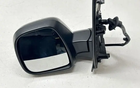Front door electric wing mirror