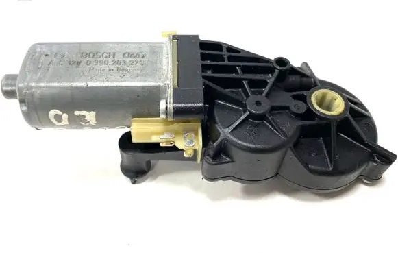 Mercedes-Benz CLS C219 Seat adjustment motor 0390203276 823227764