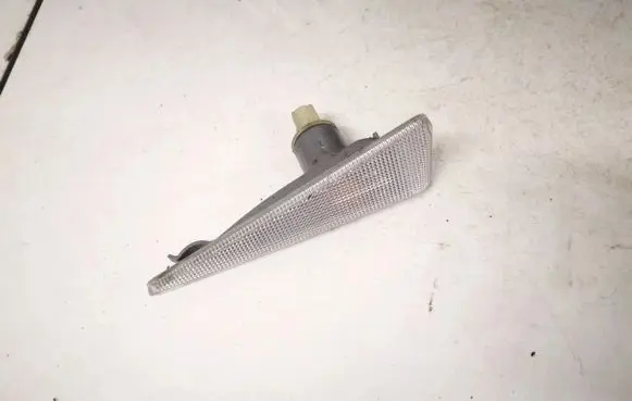 Renault Espace - Grand espace IV Front fender indicator light 8200027151