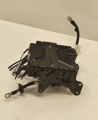 Peugeot 508 II Battery relay fuse E1373131000 20190927 2119270554