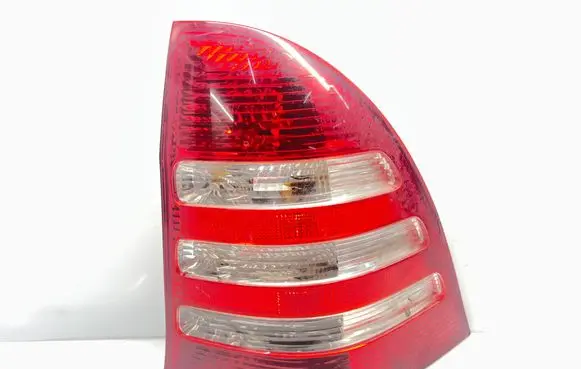 Mercedes-Benz C W203 Rear/tail lights 2038202464