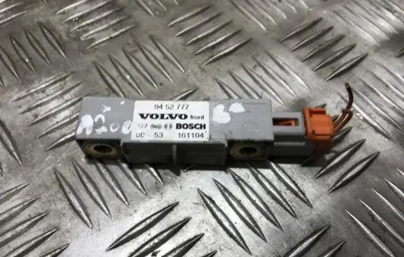 Volvo S80 Airbag deployment crash/impact sensor 9452777 161104