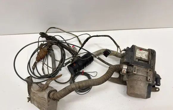 BMW 5 E60 E61 Auxiliary pre-heater (Webasto) 9001800D