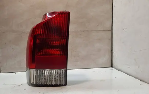 Volvo V70 Rear/tail lights 9154497 9154501