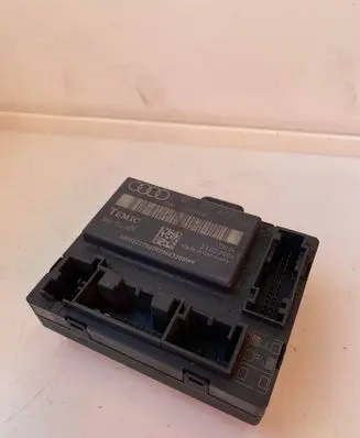 Audi A6 S6 C6 4F Door control unit/module 4F0959793E 4F0910793E 0033TFJ0001