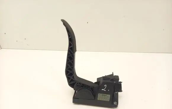 Mercedes-Benz Vito Viano W639 Accelerator throttle pedal A6393000604 0281002561