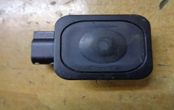 Ford Grand C-MAX Tailgate opening switch 1L2T14K147AA