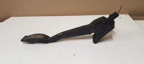 Peugeot 307 Accelerator throttle pedal 0280752236 9643059280 F00C3E2427