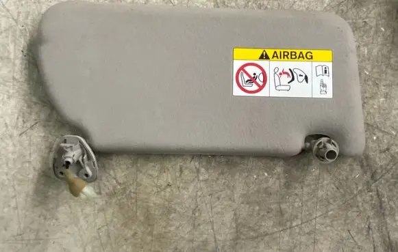 Nissan Navara D23 Sun visor