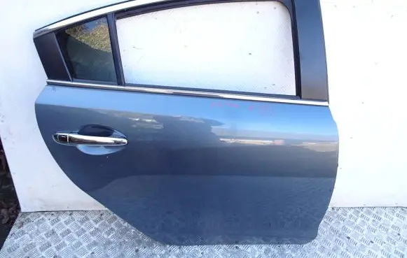 Mazda 6 Rear door