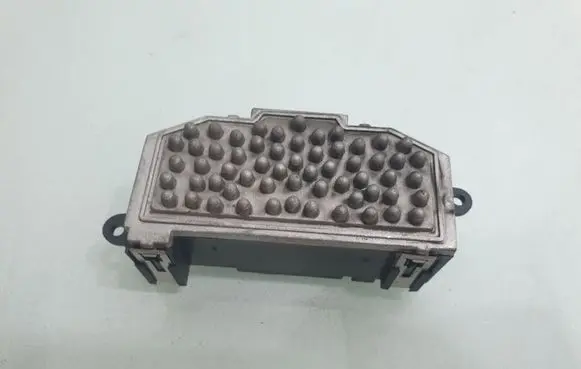 Heater blower motor/fan resistor
