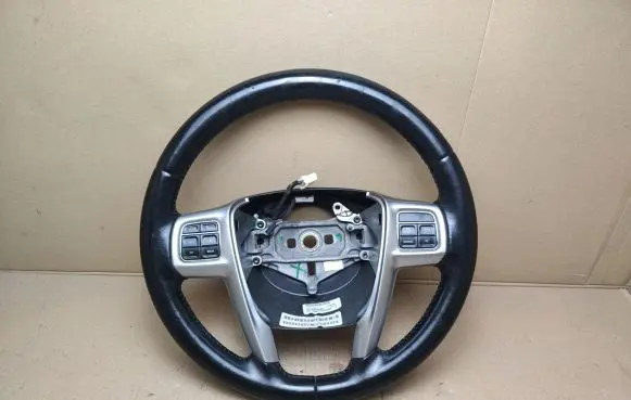 Chrysler Town & Country V Steering wheel P1WC17DX9AA