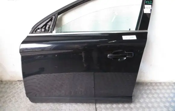 Volvo XC60 Front door