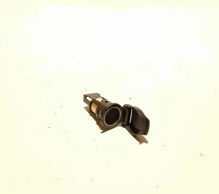 Renault Talisman 12 V Socket (front) 