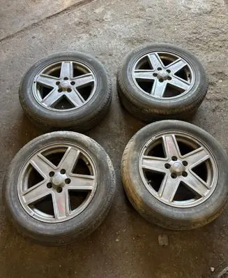 Jeep Patriot R17 alloy rim 