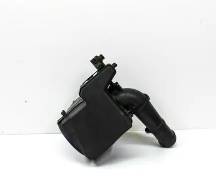 Volvo C30 Air filter box C161342