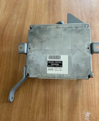 Toyota Prius (NHW20) Engine control unit/module ECU