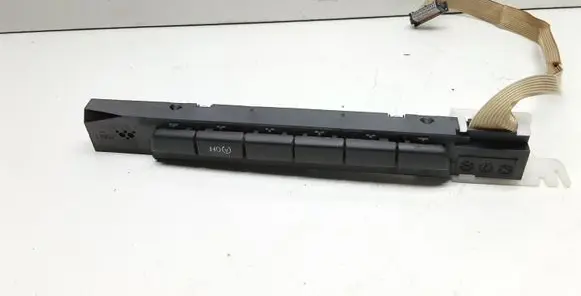 Traction control (ASR) switch