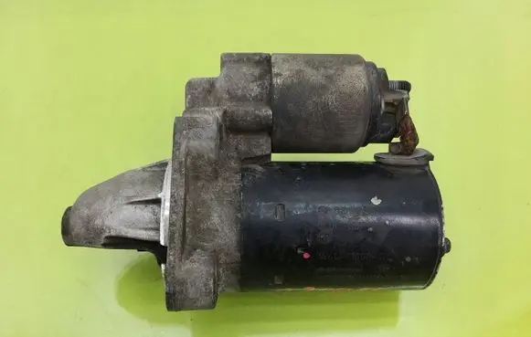 Ford Focus Starter motor 2S6U11000CC