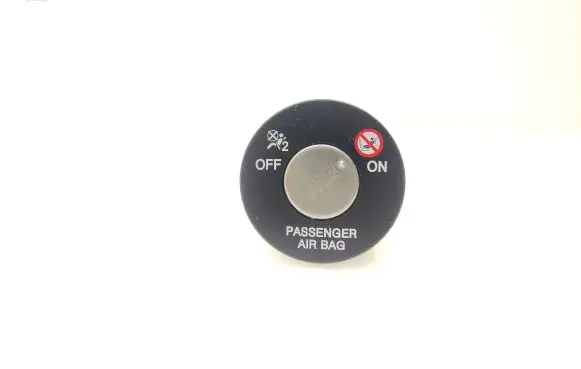 KIA Ceed Passenger airbag on/off switch 