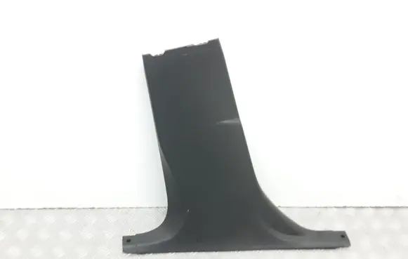 Volvo V40 (B) pillar trim (bottom) 31102351