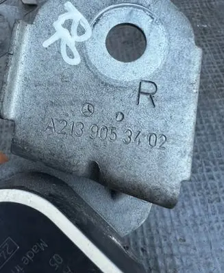 Mercedes-Benz CLS C257 Rear air suspension level height sensor A0009053704 A2139053402