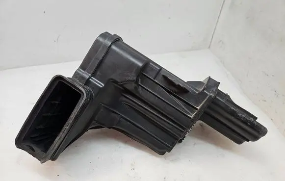 Peugeot 508 II Intake resonator 9830363480