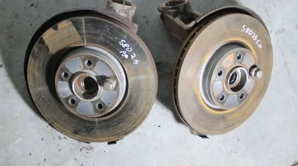 Volvo S80 Front wheel hub spindle knuckle 185KM
