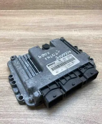 Renault Megane I Engine control unit/module ECU 8200310863 0281011549