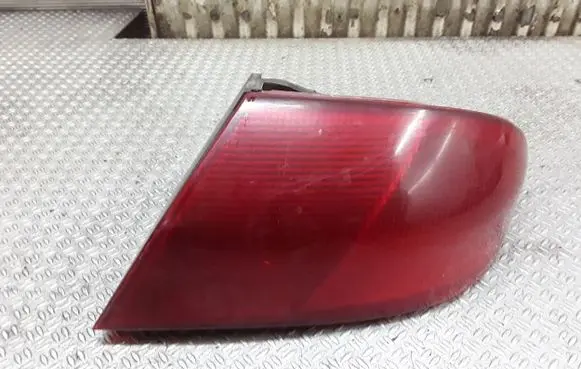 Alfa Romeo 166 Rear/tail lights
