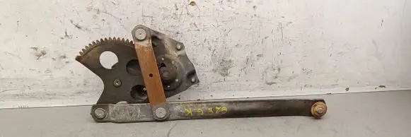 BMW 5 E28 Rear door manual window regulator 