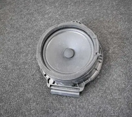 Opel Astra K Front door speaker 39137996654558089