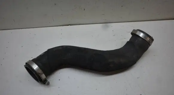 Intercooler hose/pipe