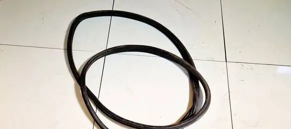 Opel Zafira A Rubber seal front coupe door 