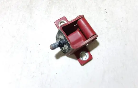 Mitsubishi Colt Tailgate/trunk/boot hinge