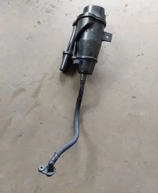 Opel Insignia A Breather valve 55575980 565581915 70367396