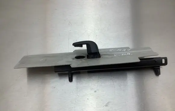 Ford S-MAX Seat belt adjustment rail 6G9N611C46BD 604830200E
