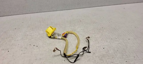 Volkswagen Caddy Airbag squib ring wiring 5K0971548B 61970402A00 8T0972571