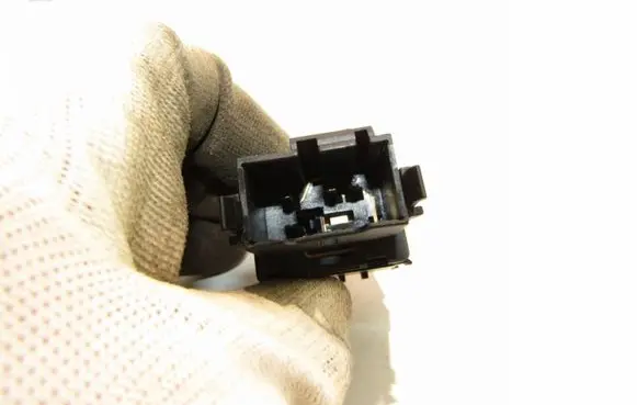 Skoda Fabia Mk2 (5J) Hazard light switch 6Y0953235