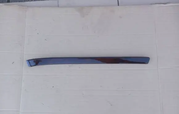 Audi A4 S4 B5 8D Front door trim bar 8D0867410