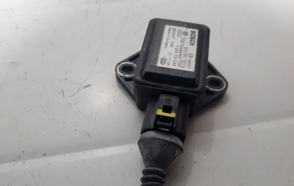 Audi A6 S6 C5 4B ESP acceleration yaw rate sensor 8E0907637A 0265005245 5005457