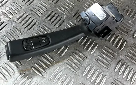 Volvo V60 Indicator stalk 31394001