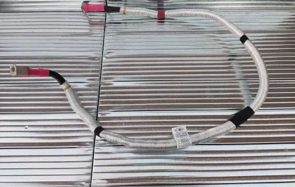 BMW 4 G22 G23 G24 G26 Positive cable (battery) 8485064