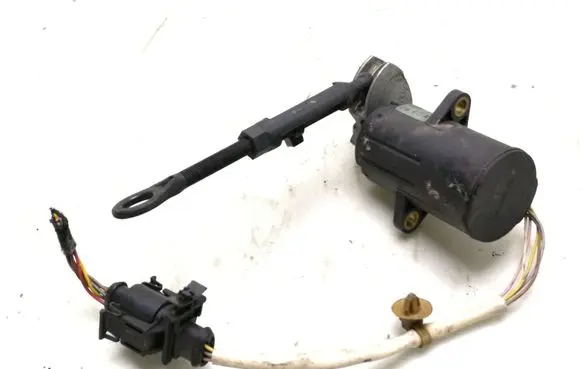 Volkswagen PASSAT B5 Accelerator pedal position sensor 0281002286 028907475AJ