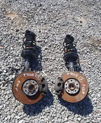 Peugeot 3008 II Front wheel hub spindle knuckle