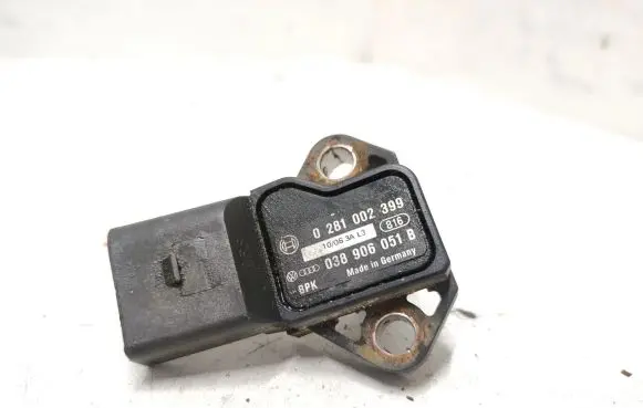 Skoda Octavia Mk2 (1Z) Air pressure sensor 0281002399 038906051B