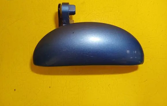 Peugeot 107 Front door exterior handle
