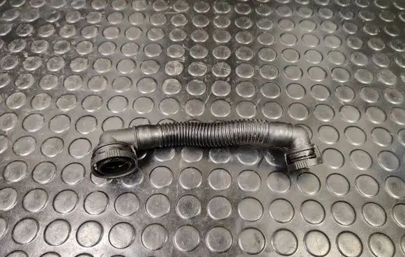 Audi A7 S7 4G Breather/breather pipe/hose 059103221AJ