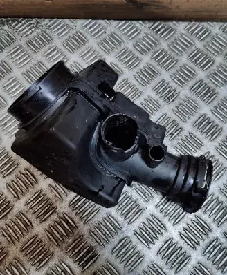 BMW 3 G20 G21 Intake resonator 8656981 8656980